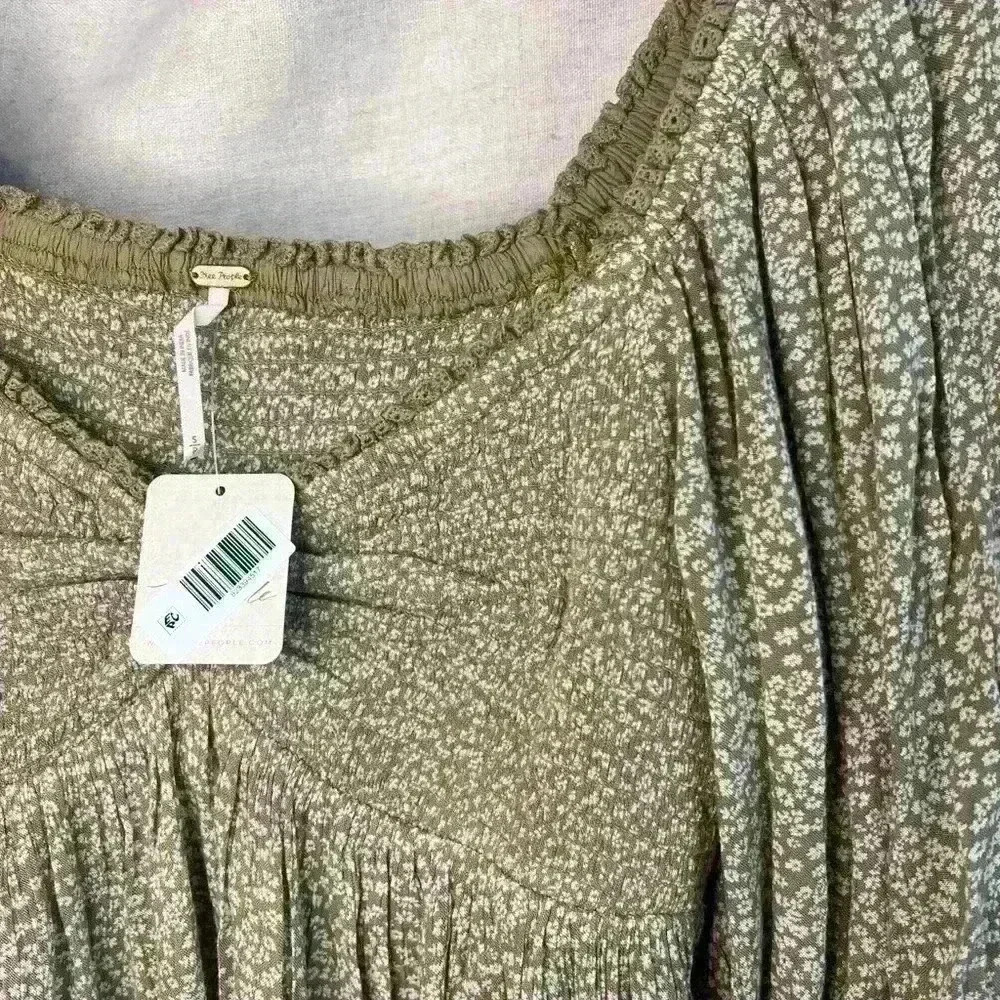 NWT FREE PEOPLE Brittnee Print Smocked Peplum Top Size S - Picture 4 of 6